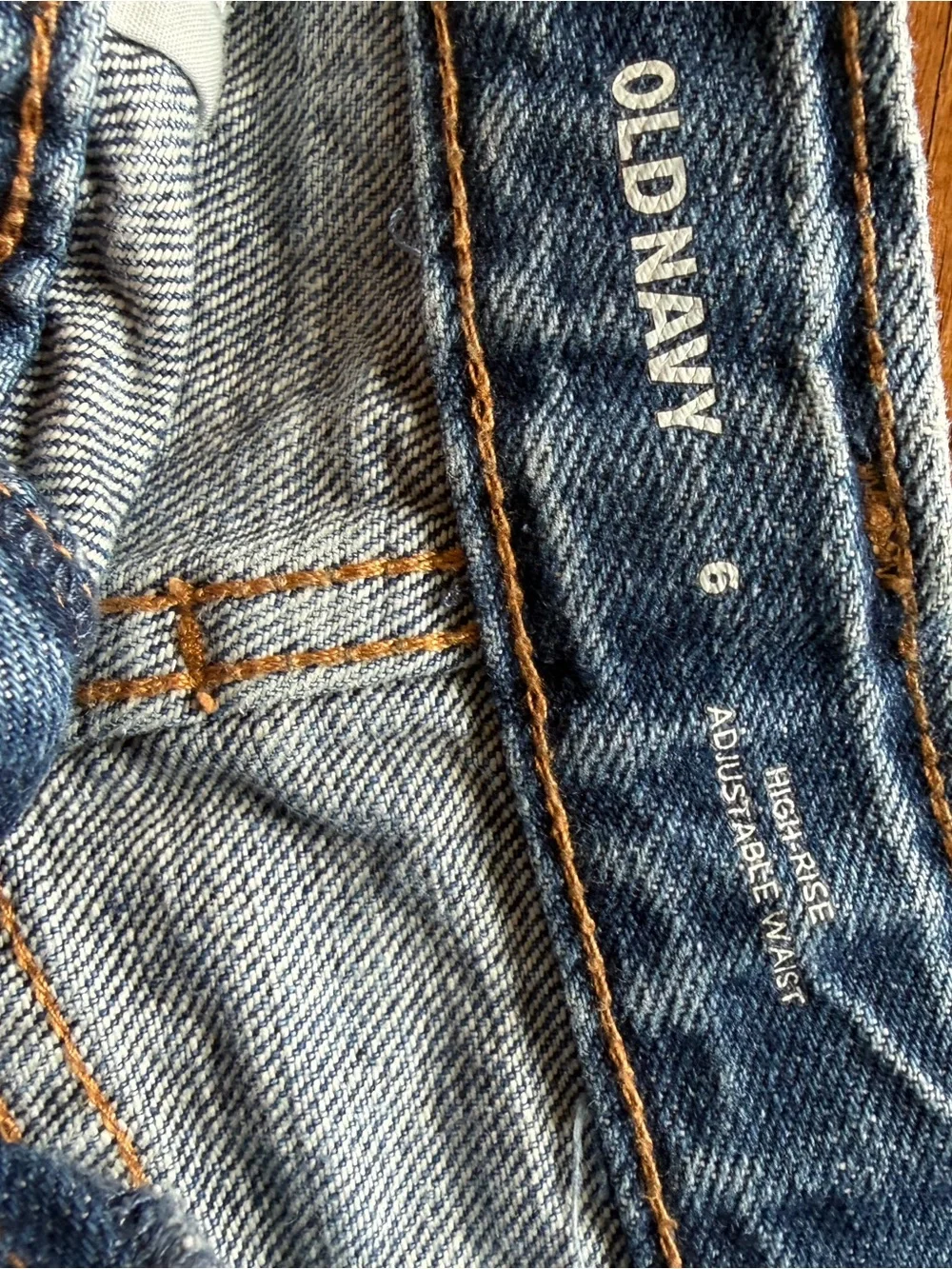 Old Navy Girls size 6 Blue Denim Jeans with Contrast Stitching